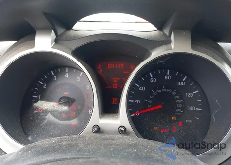 2015 Nissan Juke S z USA, uszkodzony, nr VIN JN8AF5MV2FT562211